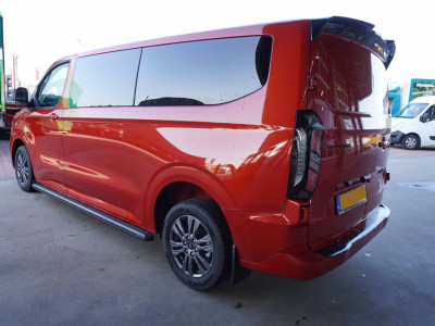 Ford Transit Custom 320L 2.0 TDCI 136pk L2H1 Limited Nr. V153 | Airco | Adap.cruise | Navi | Glaslookpanelen | Spoilers foto 7