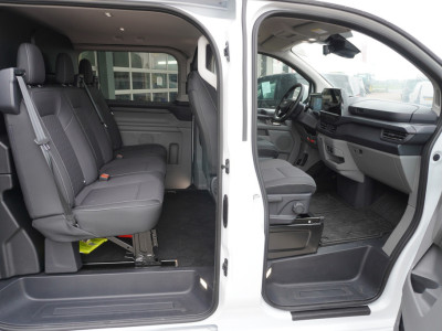 Ford Transit Custom 320L 2.0 TDCI 170PK L2H1 Limited DubbelCabine Automaat Schuifdeur L/R Nr. V093 | Airco | Adap.Cruise | Navi | 360 Camera / 19 inch LM Velgen DEMO foto 12