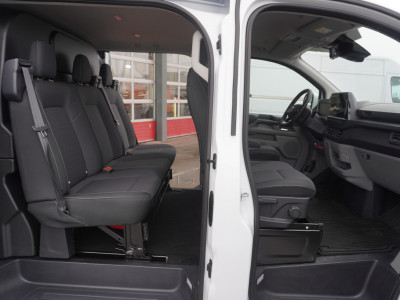 Ford Transit Custom 320L 2.0 TDCI 170PK L2H1 Limited DubbelCabine Automaat Schuifdeur L/R Nr. V093 | Airco | Adap.Cruise | Navi | 360 Camera / 19 inch LM Velgen DEMO foto 13