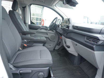 Ford Transit Custom 320L 2.0 TDCI 170PK L2H1 Limited DubbelCabine Automaat Schuifdeur L/R Nr. V093 | Airco | Adap.Cruise | Navi | 360 Camera / 19 inch LM Velgen DEMO foto 14