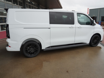 Ford Transit Custom 320L 2.0 TDCI 170PK L2H1 Limited DubbelCabine Automaat Schuifdeur L/R Nr. V093 | Airco | Adap.Cruise | Navi | 360 Camera / 19 inch LM Velgen DEMO foto 3