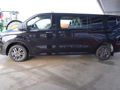 Ford Transit Custom 320L 2.0 TDCI DC 150PK L2H1 Trend Schuifdeur L+R Nr. V136 | Airco | Cruise | Navi | Camera | 17LM velgen foto 9