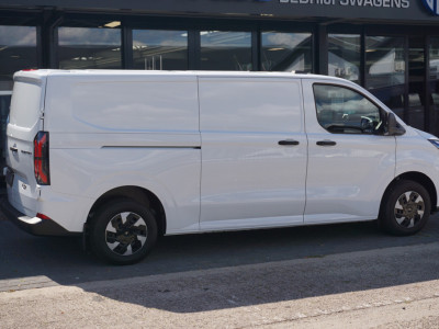 Ford Transit Custom 320L 218PK 71KWH Trend AUT Elektrisch BPM VRIJ!! Apple CP / Android A, LED, 2300KG Trekgewicht NR. EC01 foto 5