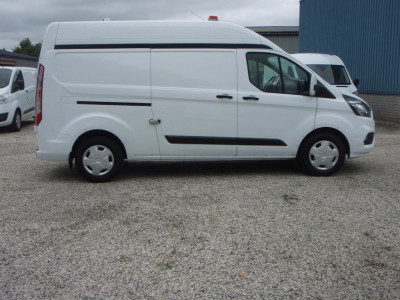Ford Transit Custom 320 L2H2 Trend zeer lage km stand 53606 bj 19 foto 6