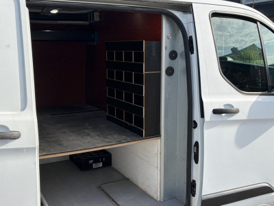 Ford Transit Custom 340 2.0 TDCI 130PK Euro6 L2H1 Trend -- Versnellingsbak defect -- foto 10