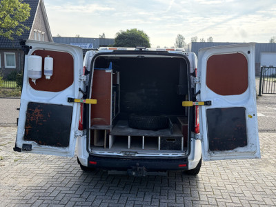 Ford Transit Custom 340 2.0 TDCI 130PK Euro6 L2H1 Trend -- Versnellingsbak defect -- foto 17