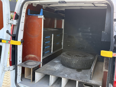 Ford Transit Custom 340 2.0 TDCI 130PK Euro6 L2H1 Trend -- Versnellingsbak defect -- foto 18