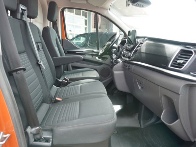 Ford Transit Custom 340 2.0 TDCI 170PK L2H1 Limited nr. V182 | Airco | Cruise | Navi | trekhaak foto 12