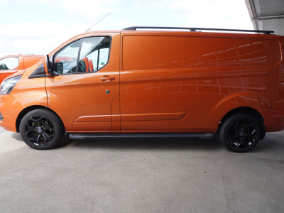 Ford Transit Custom 340 2.0 TDCI 170PK L2H1 Limited nr. V182 | Airco | Cruise | Navi | trekhaak foto 7