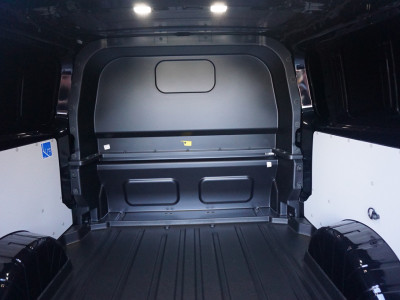 Ford Transit Custom 340L JWR Edition DC Elektrisch 71 kWh / 218 PK Apple CP/ Android A Camera, 19 LM, Cruise, LED NR. foto 9