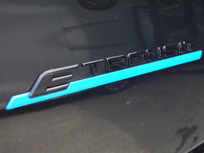 Ford Transit Custom 340L Limited DC 71 kWh / 218 PK Elektrisch Apple CP/ Android A Camera, 17 LM, Cruise, LED NR. 598 foto 8