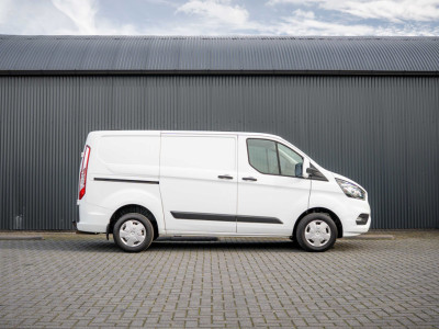 Ford Transit Custom L1H1 | 3-Zits | 130 PK | Camera | Cruise | PDC | Airco | Trekhaak foto 6