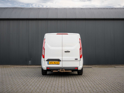 Ford Transit Custom L1H1 | 3-Zits | 130 PK | Camera | Cruise | PDC | Airco | Trekhaak foto 8