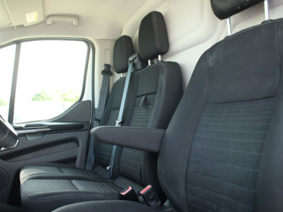 Ford Transit Custom 300 2.0TDCI 130pk L2H1 Limited | Camera | Trekhaak | Carplay/Android | Cruise | Lease 324,- p/m foto 15