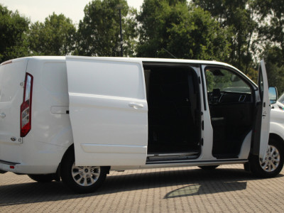 Ford Transit Custom 300 2.0TDCI 130pk L2H1 Limited | Camera | Trekhaak | Carplay/Android | Cruise | Lease 324,- p/m foto 6
