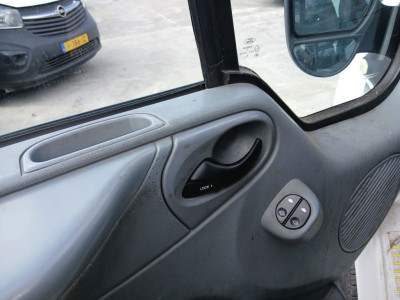 Ford Transit  diesel 350L 2.2 TDCI tourneo 9 pers echte km foto 4