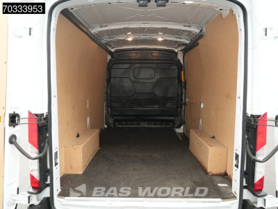Ford e-Transit 184pk Elektrisch 68kWh 317KM WLTP SOH 93% L2H2 AC/Climate Navi Carplay Parkeersensoren Cruise Electric Airco Cruise control foto 10