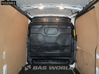 Ford e-Transit 184pk Elektrisch 68kWh 317KM WLTP SOH 93% L2H2 AC/Climate Navi Carplay Parkeersensoren Cruise Electric Airco Cruise control foto 12