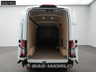 Ford e-Transit 184pk Elektrisch 68kWh 317km WLTP L2H3 Hoog Dak Navi Airco Cruise Parkeersensoren v+a SYNC4-Display CarPlay L2 Airco Cruise control 8