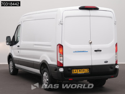 Ford e-Transit 184pk Elektrisch 68kWh 317km WLTP L3H2 Navi Airco Cruise 360camera v+a SYNC4-Display CarPlay L3 Airco Cruise control foto 2