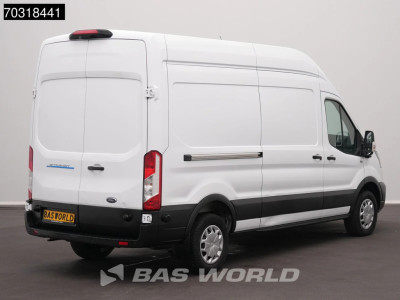 Ford e-Transit 184pk Elektrisch 68kWh 317km WLTP L3H3 Hoog Dak Navi Airco Cruise Parkeersensoren v+a SYNC4-Display CarPlay L3 Airco Cruise control foto 2