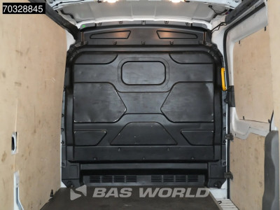 Ford e-Transit 184pk L3H2 L3 Elektrisch 68kWh 317km WLTP Navi 360camera Cruise SYNC4-Display CarPlay Airco Cruise control foto 9