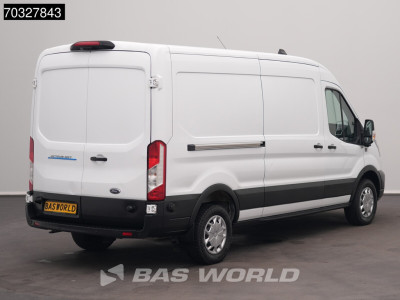 Ford e-Transit 184pk L3H2 L3 Elektrisch 68kWh 317km WLTP Navi Airco Cruise Parkeersensoren v+a SYNC4-Display CarPla Airco Cruise control 2