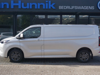 Ford e-Transit Custom 340L 218PK 71KWH Limited AUT BPM VRIJ!! Navi, ACC, 360° Cam, 17 LM NR. EC49 foto 2