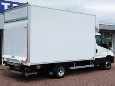 Iveco 50C18 C1 Rijbewijs. Laadvermogen 2184 KG. Hi-Matic Bak+klep 1.000 kg 3