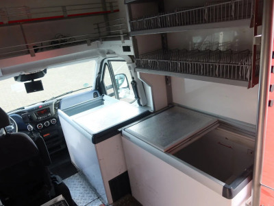 Iveco 72C180 Verkoopwagen / Promotion Super Market! foto 7