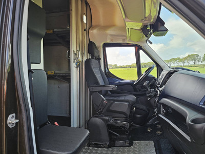 Iveco DAILY 35 C foto 7
