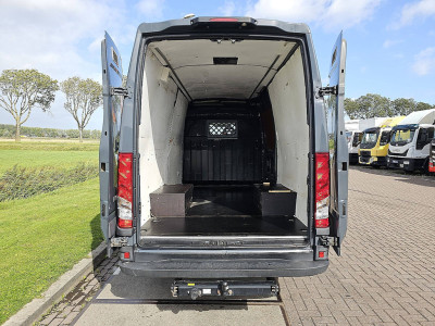 Iveco DAILY 35C15 3.0 L 150 L2H2 DL foto 13