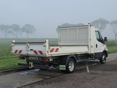 Iveco DAILY 35C16 3.0Ltr Kipper Kist Airco Dubbellucht 3.5T-Trekhaak Navi Euro6 Oh-Historie 1e Eigenaar! foto 3