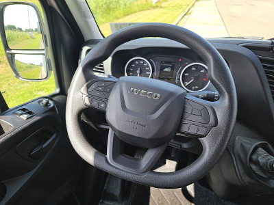 Iveco DAILY 35C16 Bakwagen Laadklep Dubbellucht Airco 3 Zits Cruise Control Euro6 156 PK! foto 10