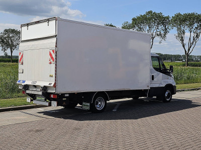 Iveco DAILY 35C16 Bakwagen Laadklep Dubbellucht Airco 3 Zits Cruise Control Euro6 156 PK! foto 3