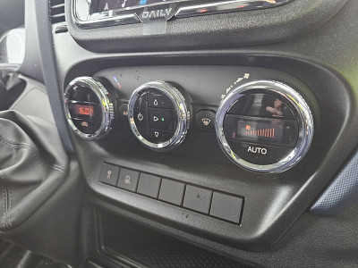 Iveco DAILY 35C18 kipper ac aut. EURO6 10