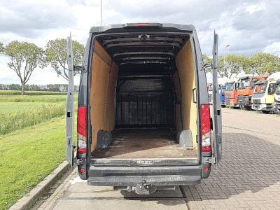 Iveco DAILY 35S14 L2H2 3.5T-Trekhaak ! foto 12