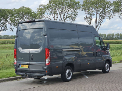 Iveco DAILY 35S14 L2H2 3.5T-Trekhaak ! foto 3