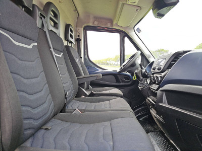 Iveco DAILY 35S14 L2H2 3.5T-Trekhaak ! foto 7