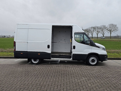 Iveco DAILY 35S14 L2H2 Airco Euro6 12