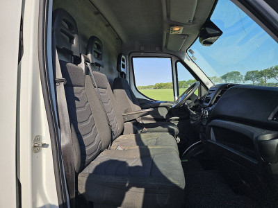 Iveco DAILY 35S14 L2H2 Airco Trekhaak 7