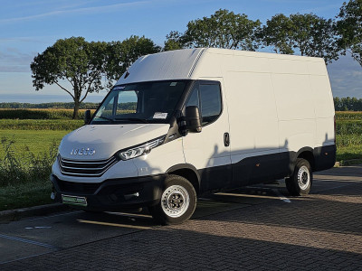 Iveco DAILY 35 S 14 ac automaat EURO6 foto 2