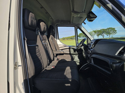 Iveco DAILY 35 S 14 ac automaat EURO6 foto 7