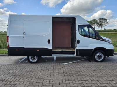 Iveco DAILY 35 S 18 3.0L AUT. L2H2 foto 14