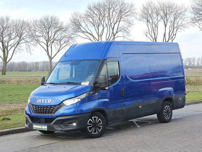 Iveco DAILY 35S18 3.0ltr Automaat 180P foto 2