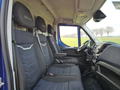 Iveco DAILY 35S18 3.0ltr Automaat 180P foto 7
