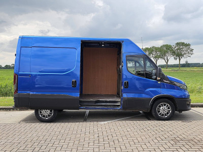 Iveco DAILY 35S18 L2H2 3.0Ltr Automaat foto 14