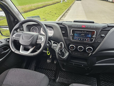 Iveco DAILY 35S18 L2H2 3.0Ltr Automaat foto 8