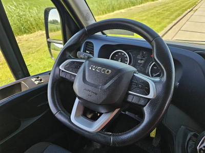 Iveco DAILY 35S18 L4H2 3.0Ltr Automaat foto 11
