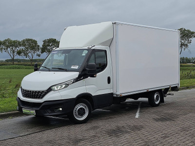 Iveco DAILY 35S18 ac automaat EURO6 foto 2